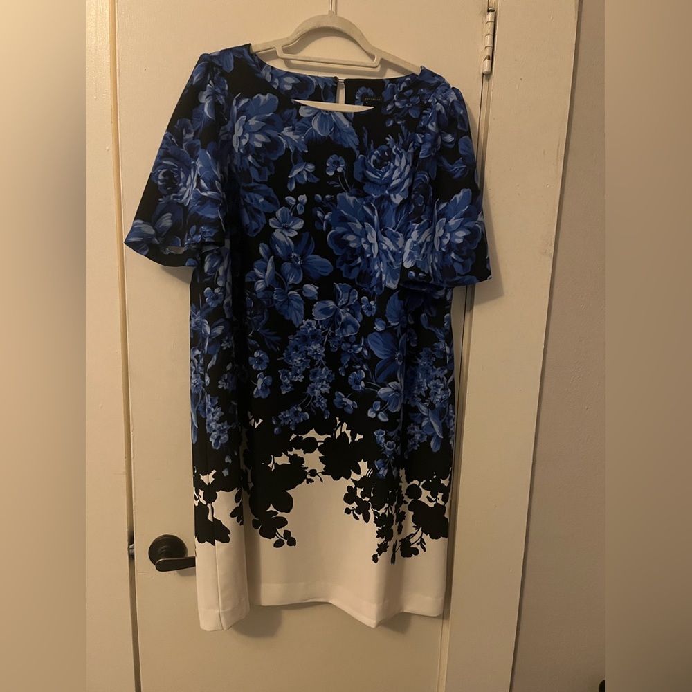 Like new shift dress.